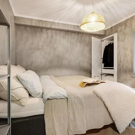 Апартаменты In The Centre Of